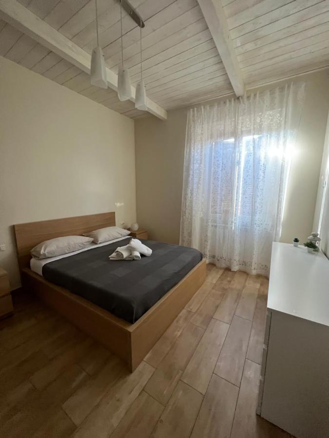 Sea Apartments Террачина Екстер'єр фото