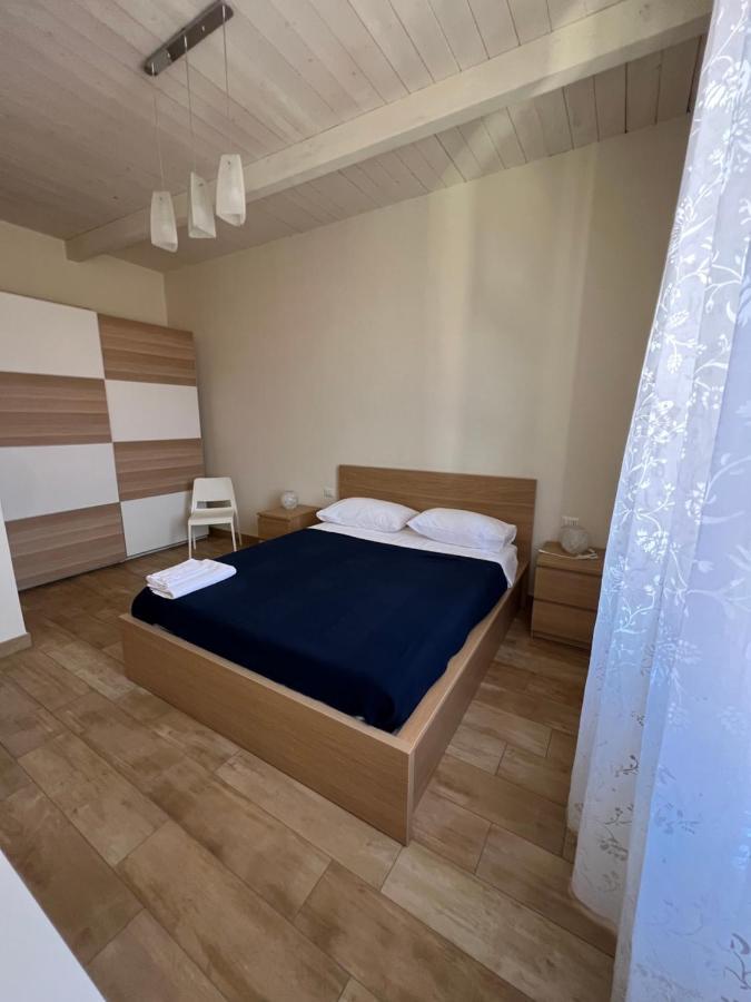 Sea Apartments Террачина Екстер'єр фото